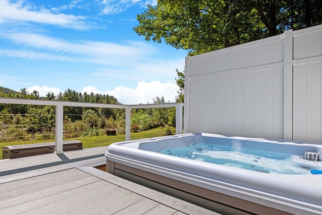 Photo - 16 Depot St Unit ID1262027P