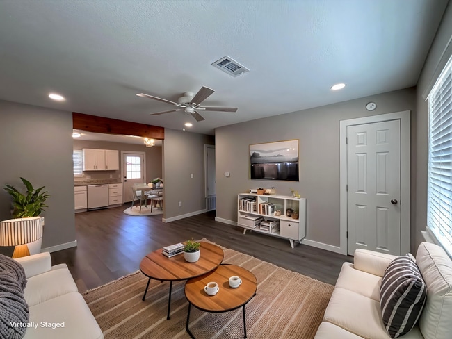 Building Photo - Upcoming 2 Bed Apartment for Rent – Minutes from Downtown Rogers Unit 618