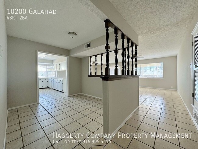 Photo - 10200 Galahad-