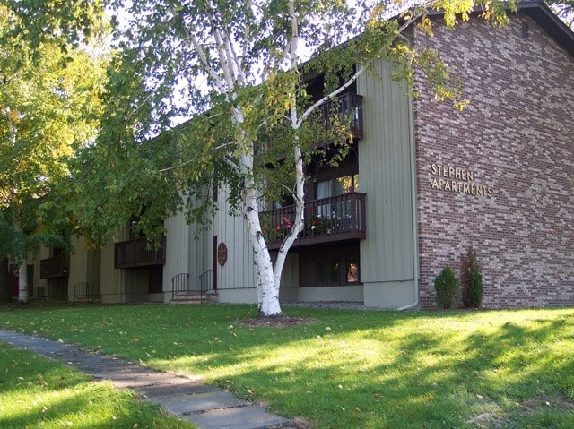 exterior - 2226 Court St Unidad 8