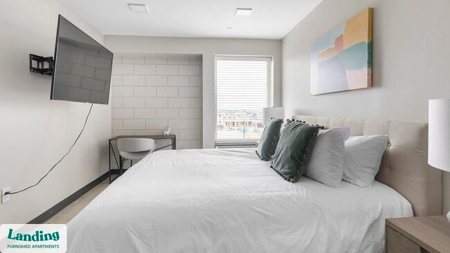 Photo - 2021 10th Ave S Unidad 804