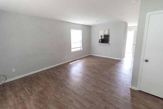 Photo - 3283 S Brampton Ct