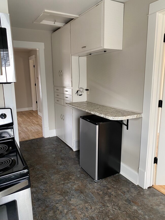 Photo - McDonough Unit 609 1/2