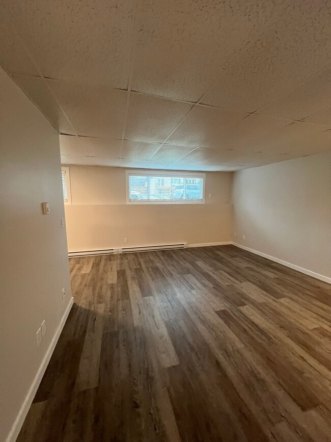 Photo - 1604-1645 45 St Unit 4