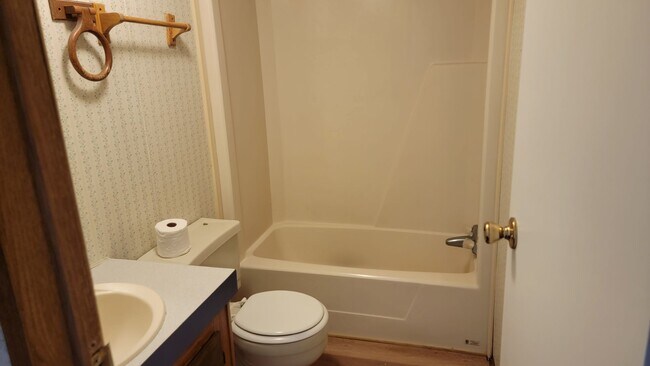 Photo - 2201 SE 126th St