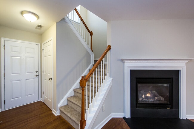Photo - Great 3BD/2.5BA Home in Desirable Highland Creek!