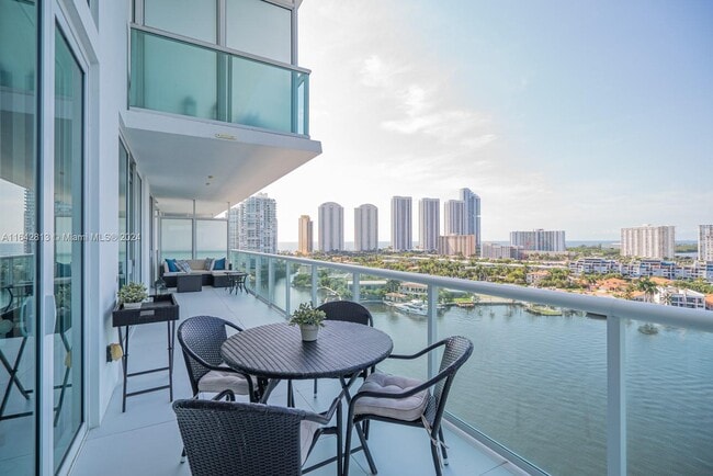 Building Photo - 400 Sunny Isles Blvd Unit 1402 Rental