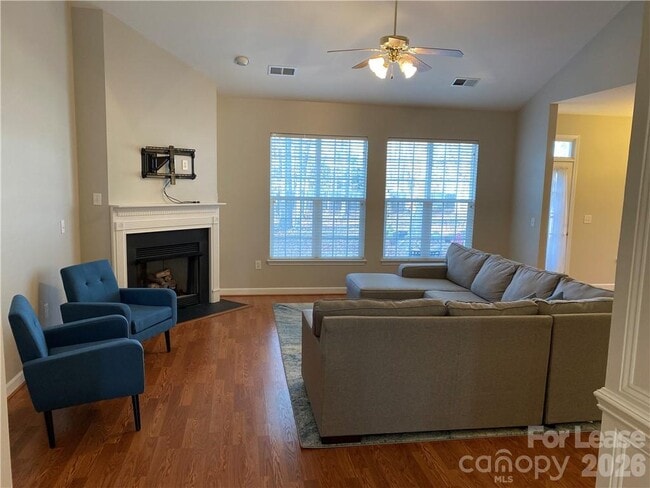 Photo - 7003 Conifer Cir