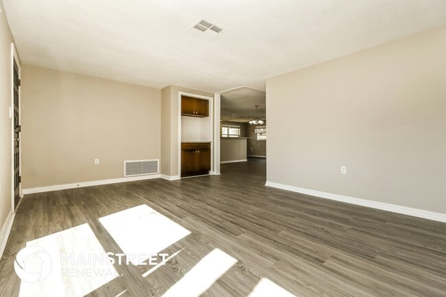 Photo - 7025 Rockwood Dr