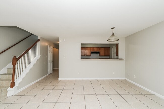 Photo - 2920 La Estancia Ln