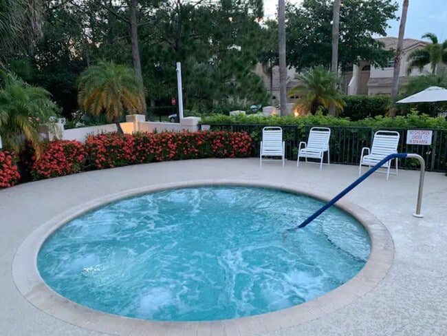 8271 Mulligan Cir Unit SI FL2-ID1586129P