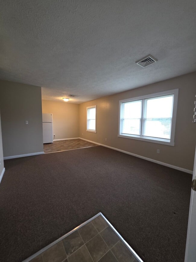 Building Photo - 3525 Kentucky Ave Unit 3