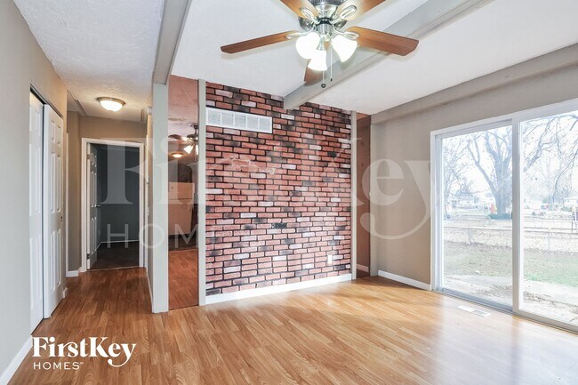 Photo - 2064 Aristocrat Dr