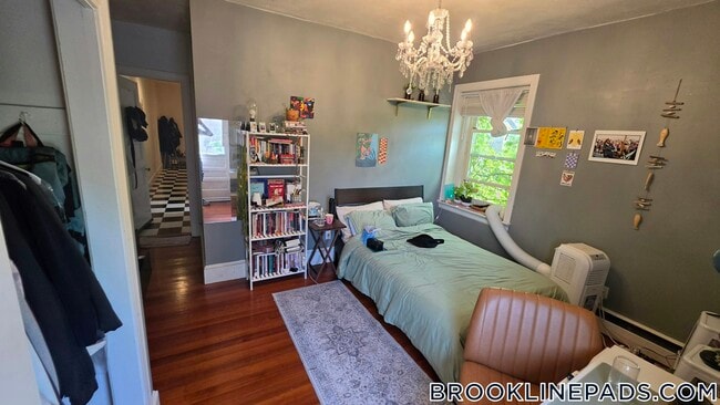 Photo - 184 Naples Rd Unit 4