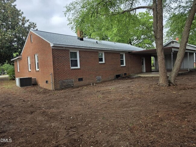 Photo - 1305 Erwin Rd