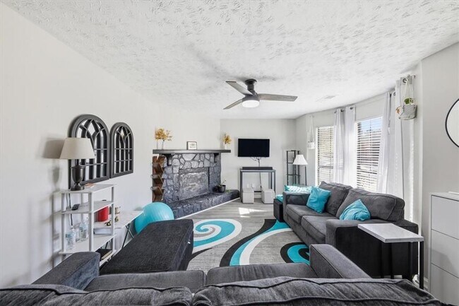 Photo - 3682 Stephanie Ct