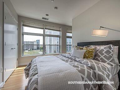 Photo - 601 Albany St Unit 304