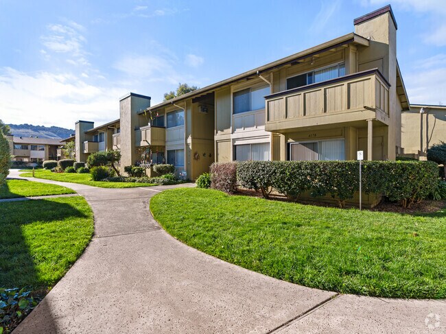 Photo - Foothills Apartments