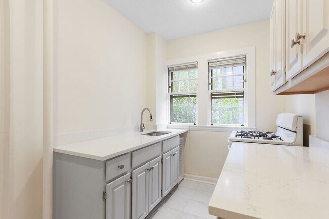 Photo - 36 Ash St Unit 104