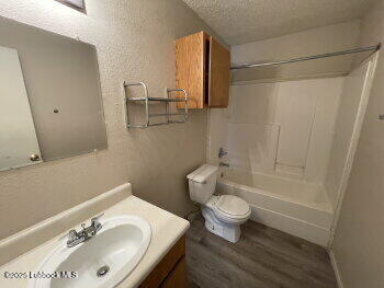 Photo - 1512 82nd St