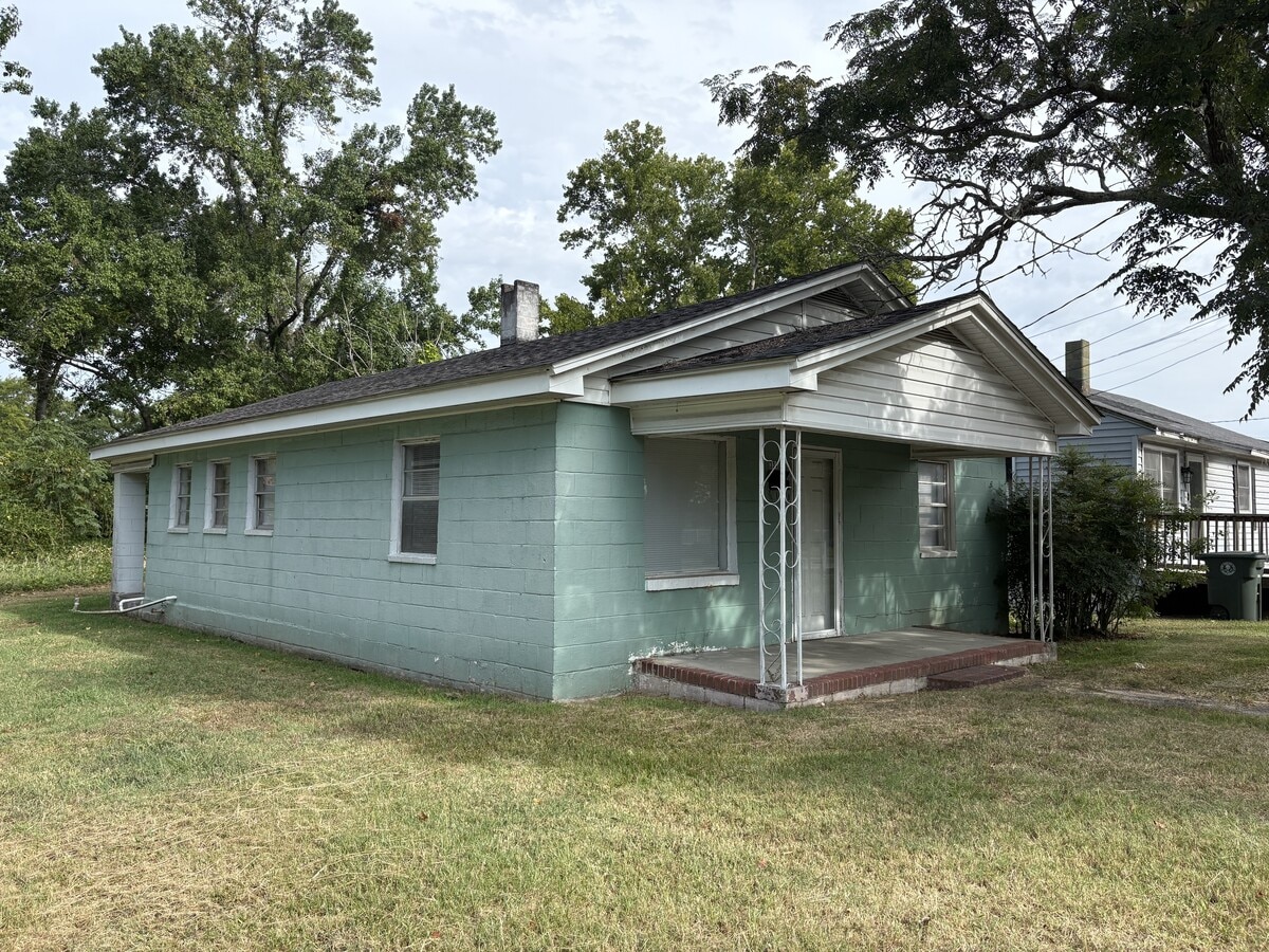 Photo - 334 Wilmont St