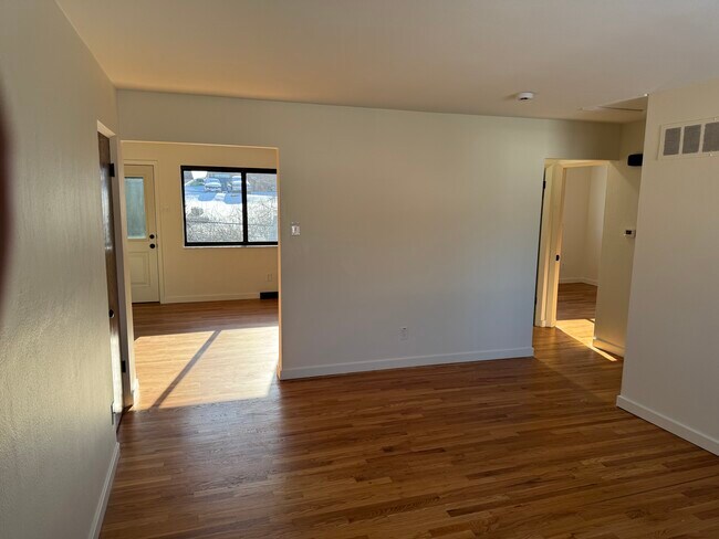 living room - 3948 Brittany Cir Unit D