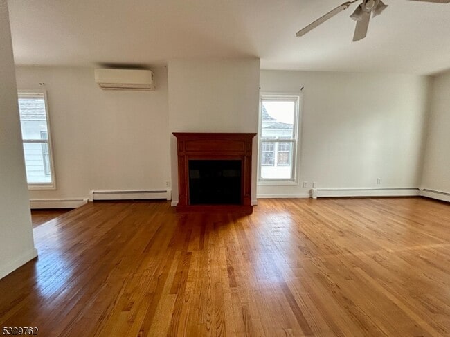 Photo - 242 Brook Ave