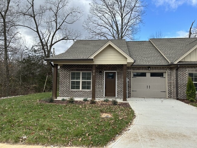 Building Photo - 1 BEDROOM 1 BATH APARTMENT WITH GARAGE FOR RENT AT CYPRESS RIDGE