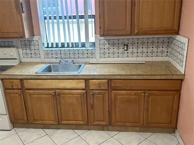 Photo - 1330 NE 153rd St Unit 2