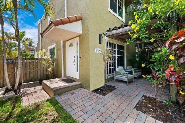 Photo - 643 NW 1st Ave Unit #643