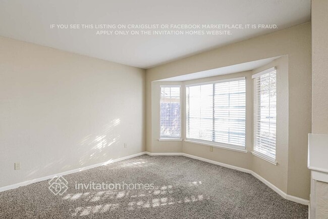 Photo - 18 Dempster Ct