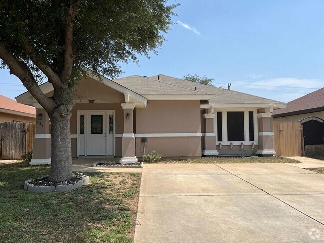 Building Photo - 821 Chalan Dr Rental