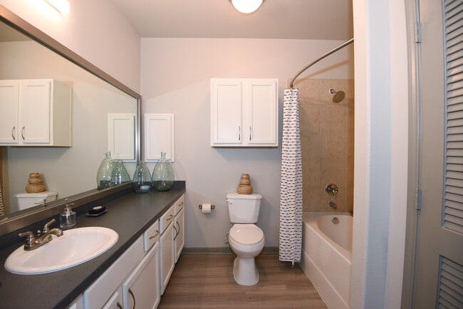 Photo - Deseo at Grand Mission