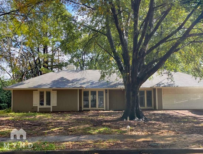 Building Photo - 2506 Cardigan Dr Rental