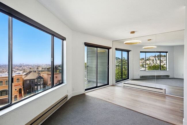 Photo - 3550 Market St