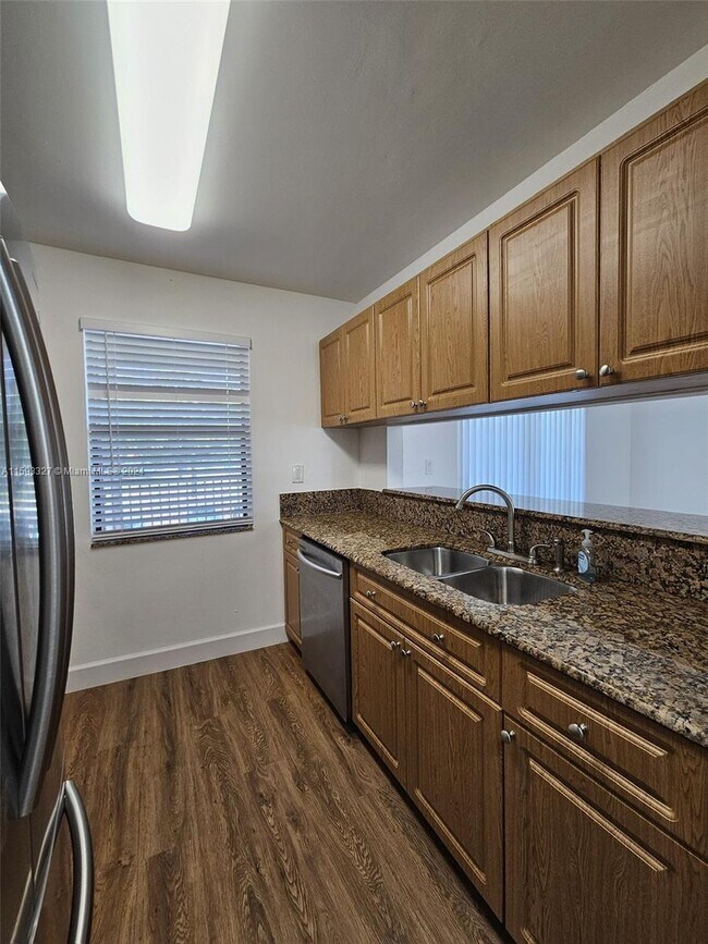 3252 Foxcroft Rd Condo Unit 216 Condo for Rent in Miramar, FL