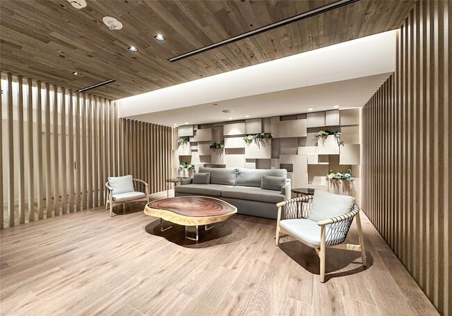 Photo - 2301 Collins Ave Unit 1015