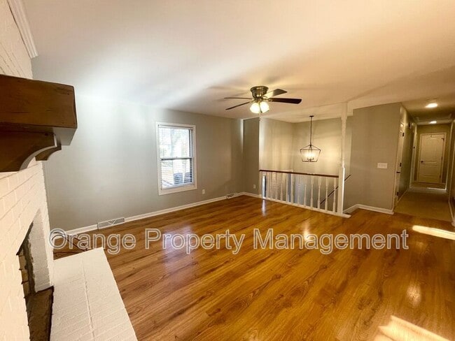 Photo - 328 Wellington Way