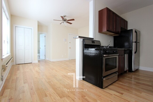 2842 N Orchard St Unit 11