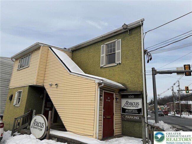 Photo - 100 W Main St