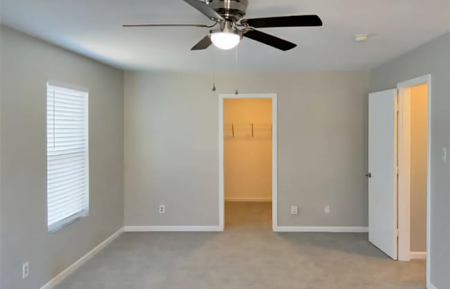 Photo - 133 Boiling Brook Dr