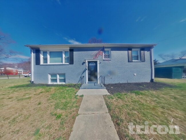 Photo - 7700 Mane Ln