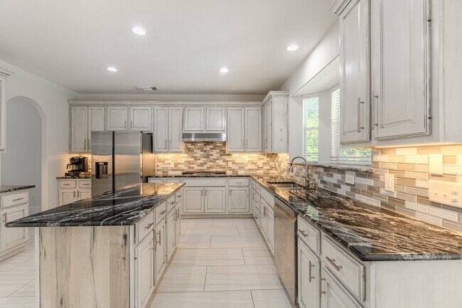 Photo - 7 Stickley Ct