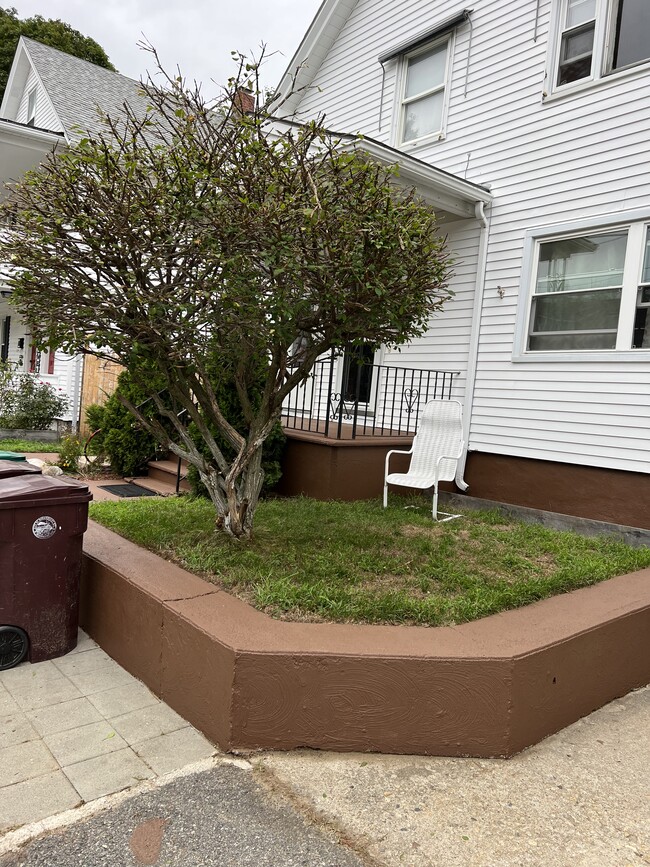 Photo - 76 Erie St Unit Second floor