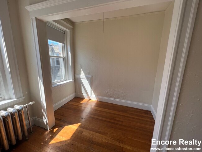 Photo - 1163 Boylston St Unit 34