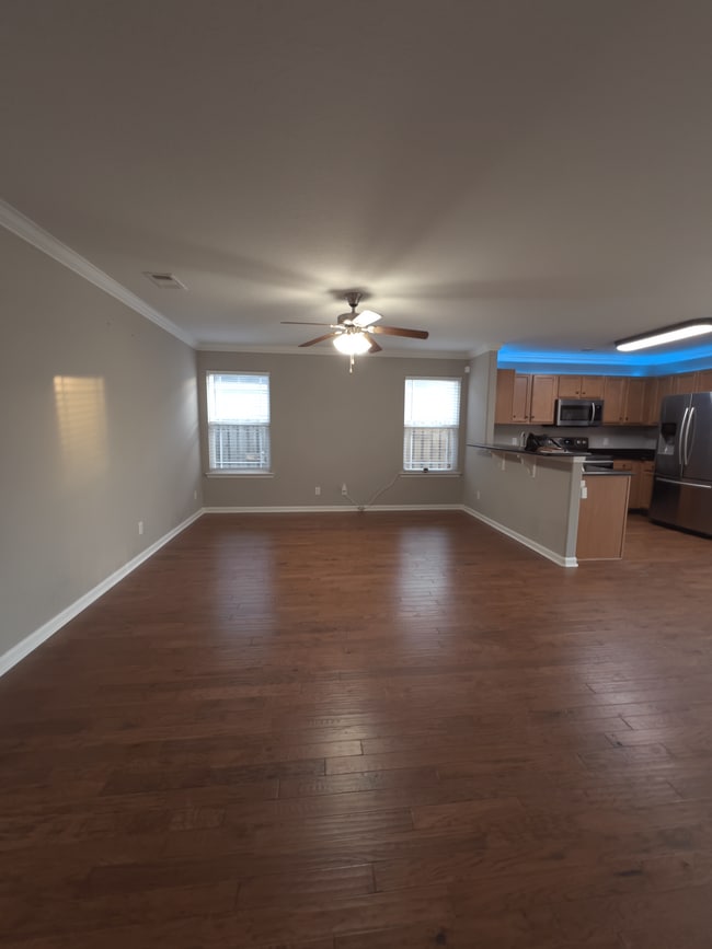 Photo - 21 Laurel Ln