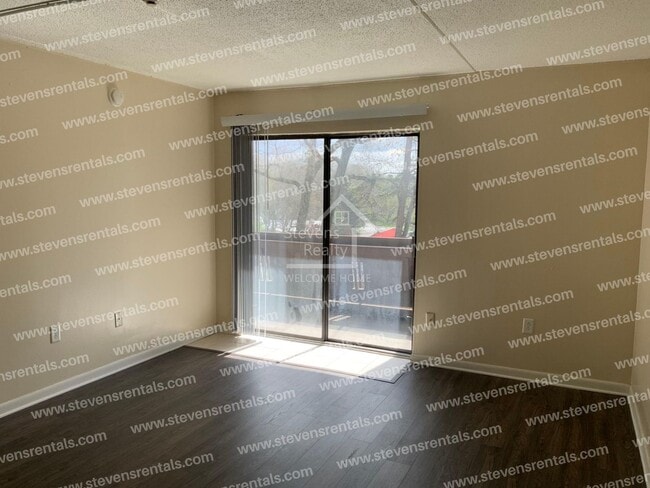 915 S Seminole Dr Unit 23