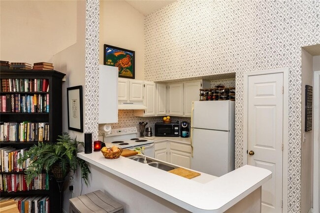 Photo - 2/2 Condo in The Links @ Haile Plantation - available mid-May!