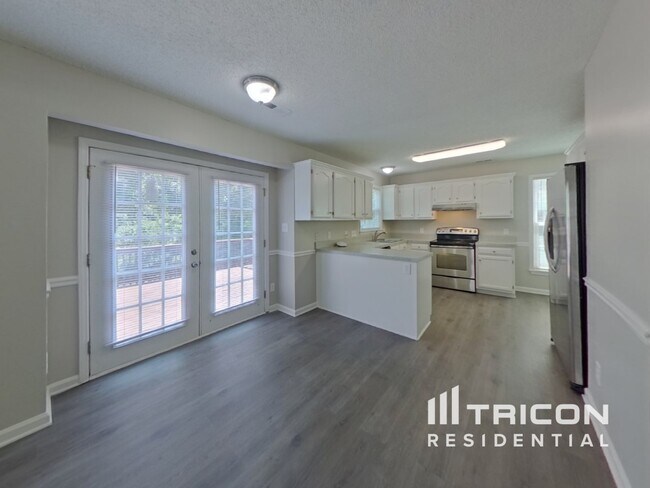 Photo - 7824 Trotter Rd