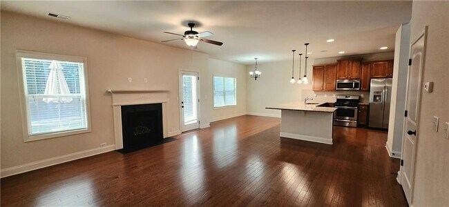 Photo - 3265 Carrick Rd